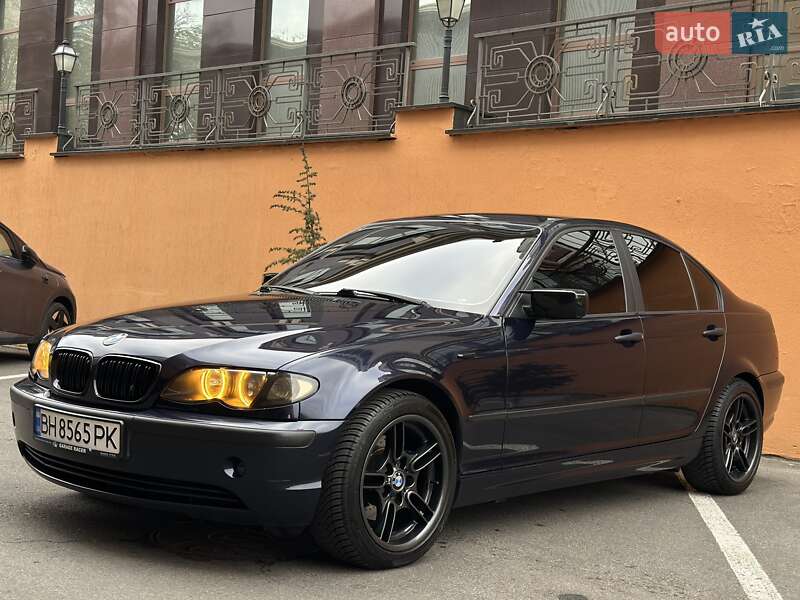 Седан BMW 3 Series 2003 в Одессе