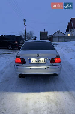 Седан BMW 3 Series 2001 в Рівному