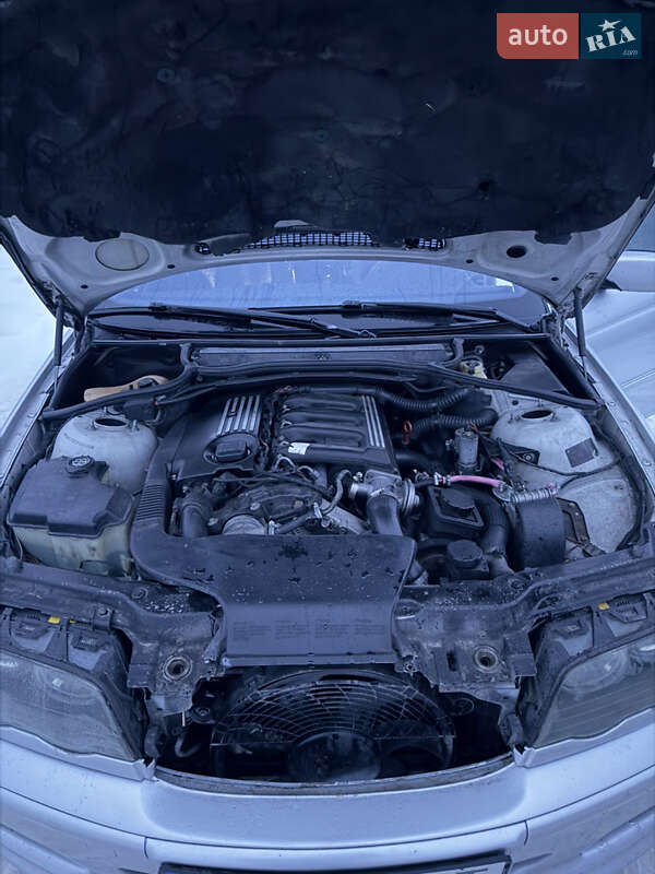 Седан BMW 3 Series 2001 в Ровно фото 13 Седан BMW 3 Series 2001 в Ровно