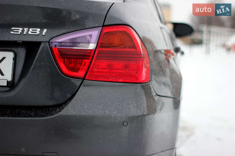 Седан BMW 3 Series 2006 в Кременце фото 16 Седан BMW 3 Series 2006 в Кременце