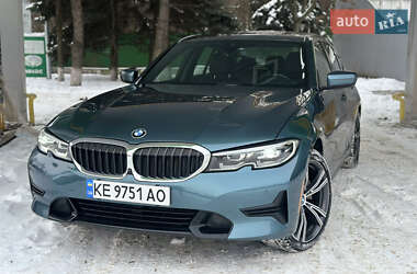 Седан BMW 3 Series 2019 в Дніпрі