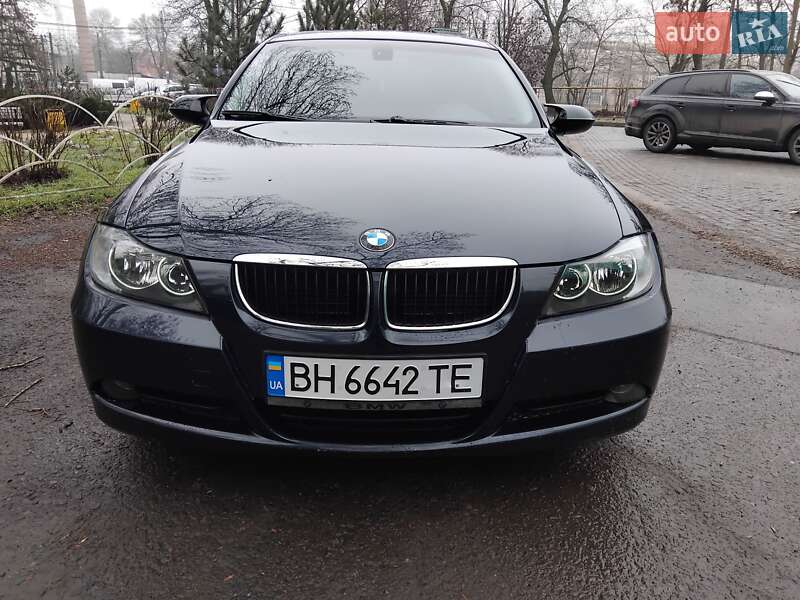 Седан BMW 3 Series 2007 в Черноморске