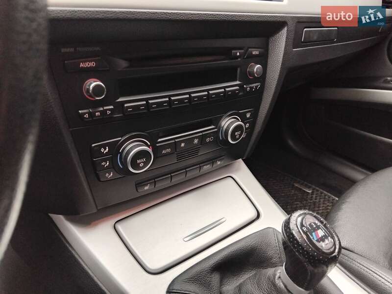 Седан BMW 3 Series 2007 в Черноморске