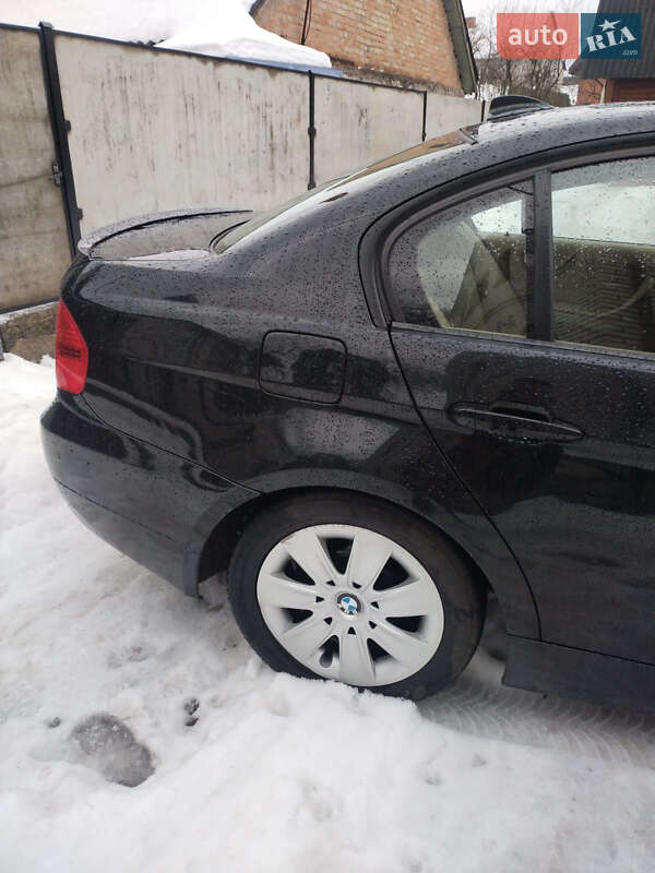 Седан BMW 3 Series 2006 в Луцке