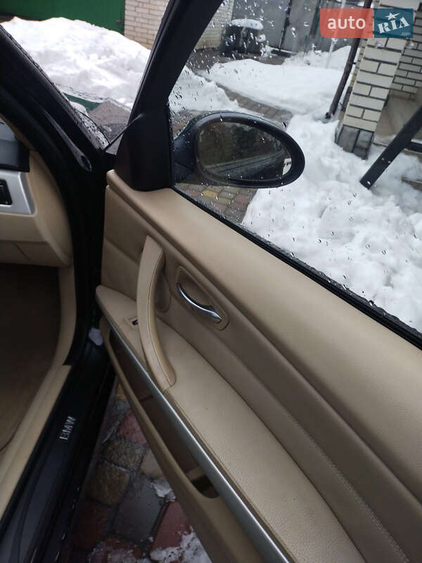 Седан BMW 3 Series 2006 в Луцке