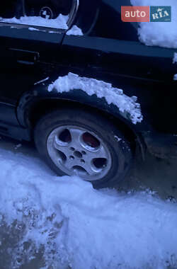 Седан BMW 3 Series 1986 в Сумах