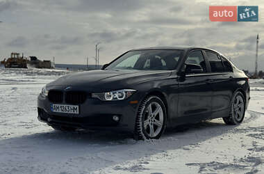 Седан BMW 3 Series 2015 в Ровно