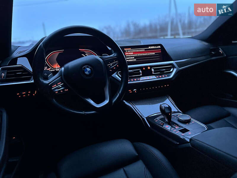 Седан BMW 3 Series 2020 в Львове