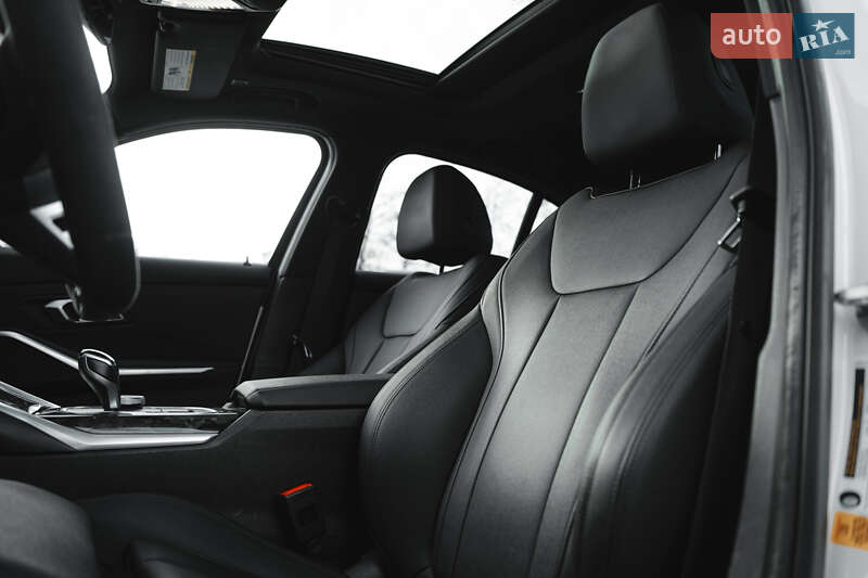 Седан BMW 3 Series 2020 в Киеве