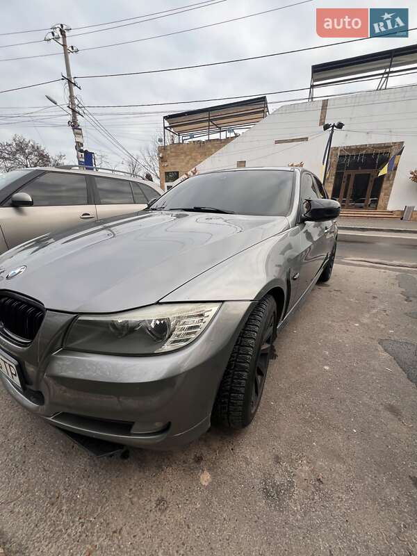 Седан BMW 3 Series 2010 в Одессе фото 3 Седан BMW 3 Series 2010 в Одессе
