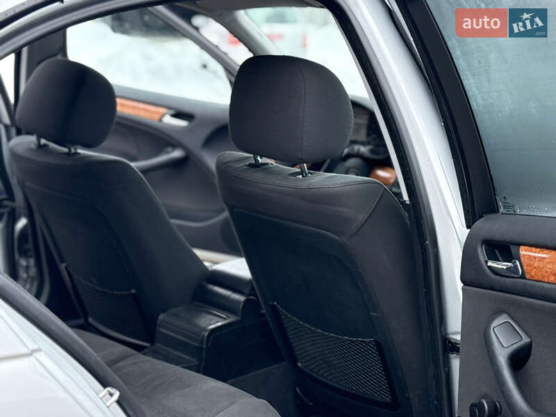 Седан BMW 3 Series 2004 в Тернополе