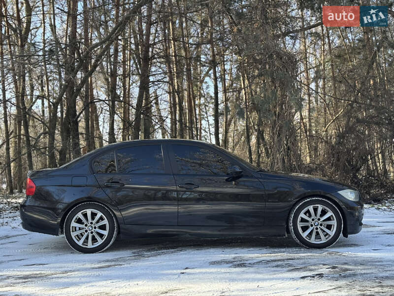 Седан BMW 3 Series 2009 в Полтаве