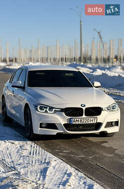 Седан BMW 3 Series 2017 в Коростене