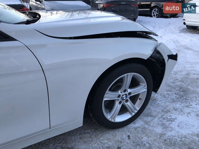 Седан BMW 3 Series 2014 в Ирпене