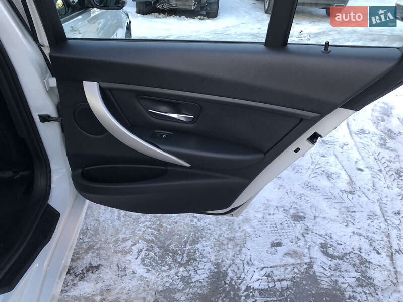 Седан BMW 3 Series 2014 в Ирпене