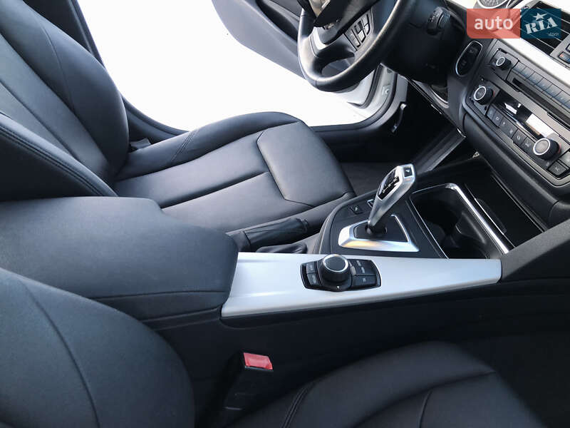 Седан BMW 3 Series 2014 в Ирпене