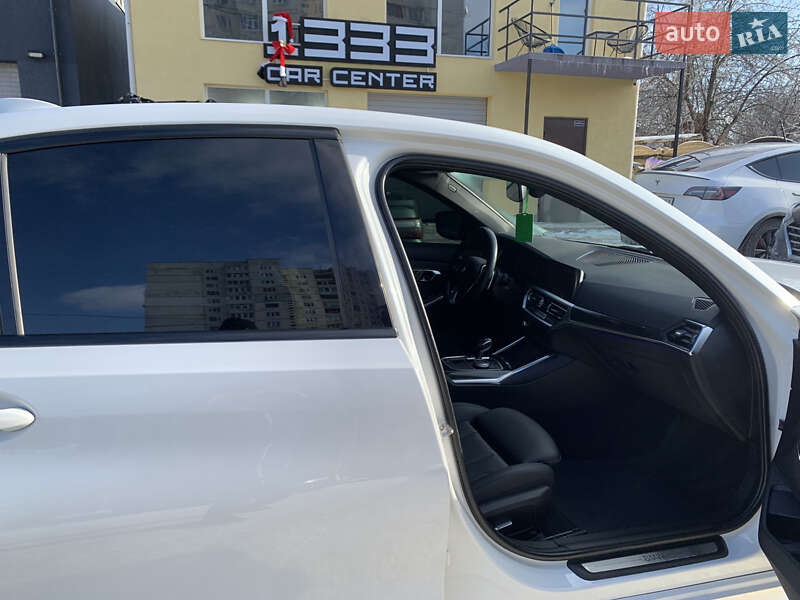 Седан BMW 3 Series 2021 в Харькове