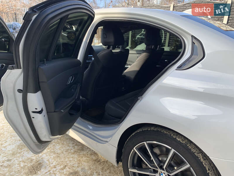 Седан BMW 3 Series 2021 в Харькове