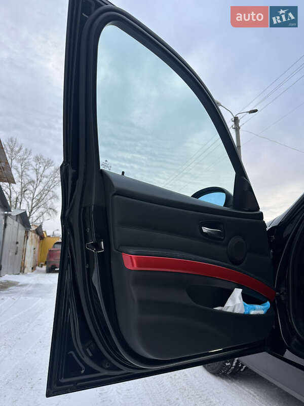 Универсал BMW 3 Series 2008 в Киеве