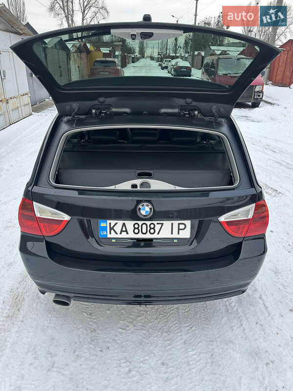 Универсал BMW 3 Series 2008 в Киеве