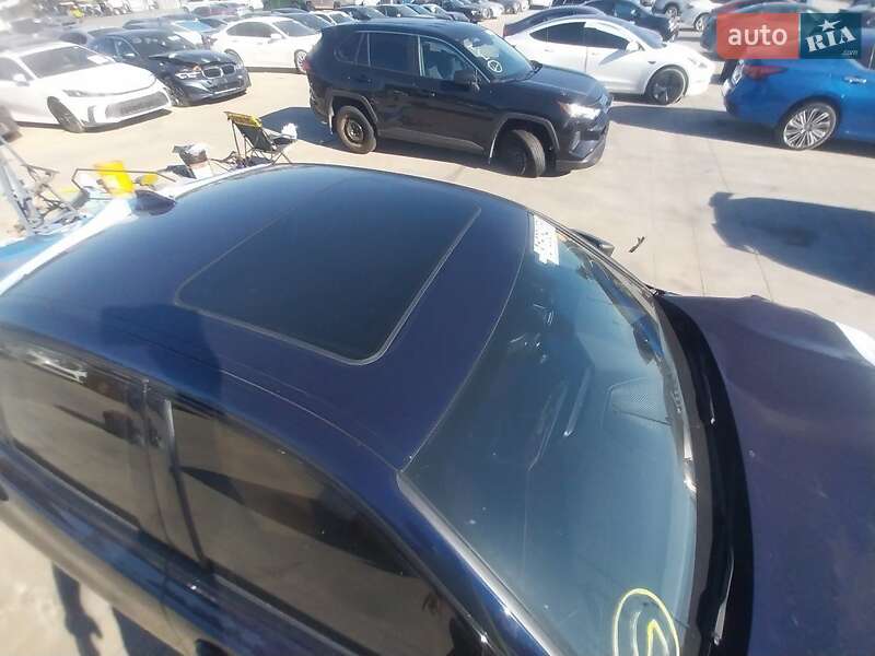 Седан BMW 3 Series 2020 в Киеве