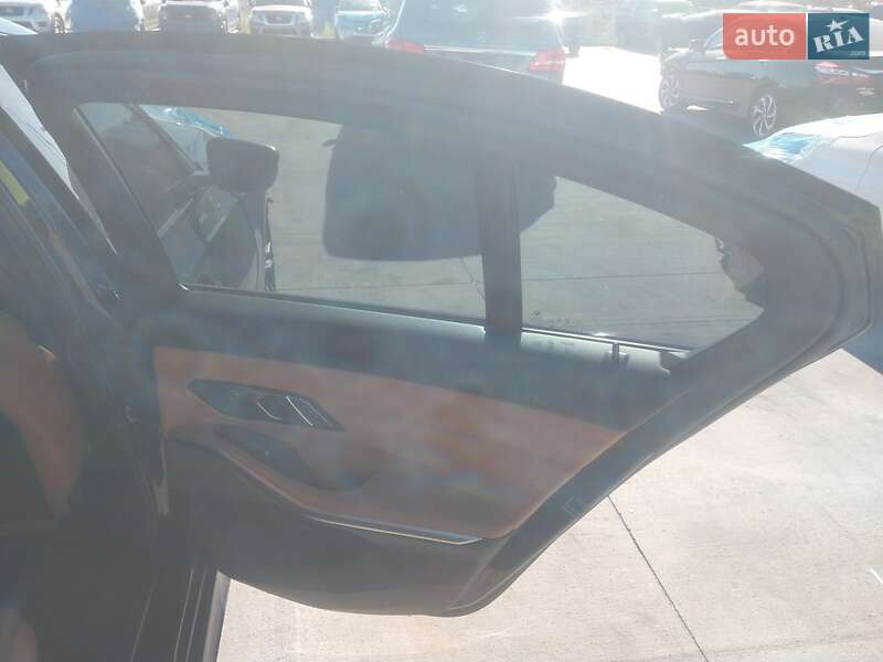 Седан BMW 3 Series 2020 в Киеве