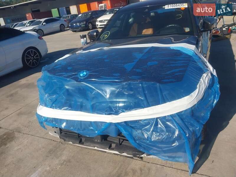 Седан BMW 3 Series 2020 в Киеве