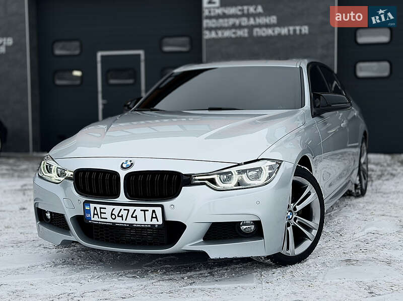 BMW 3 Series 2016
