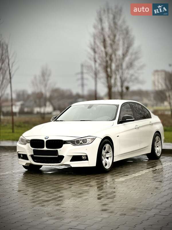 Седан BMW 3 Series 2013 в Ирпене