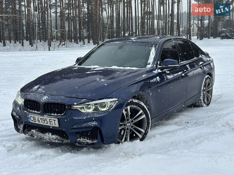 Седан BMW 3 Series 2018 в Киеве
