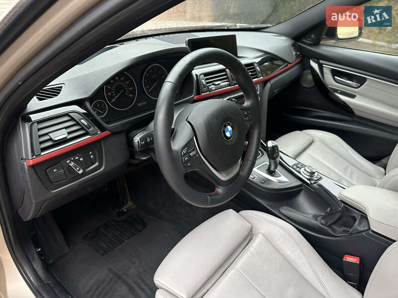 Седан BMW 3 Series 2013 в Одессе