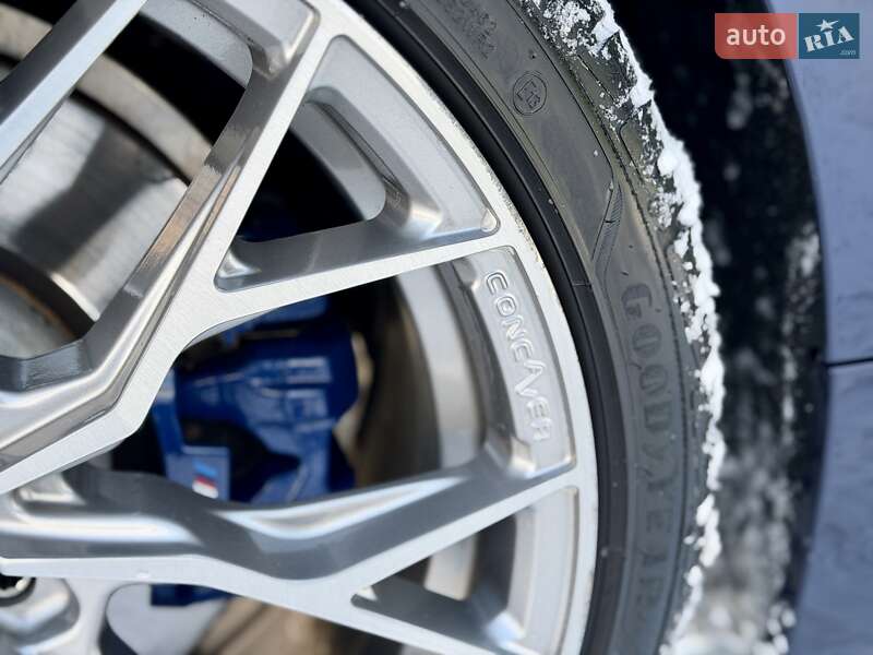 Седан BMW 3 Series 2021 в Киеве