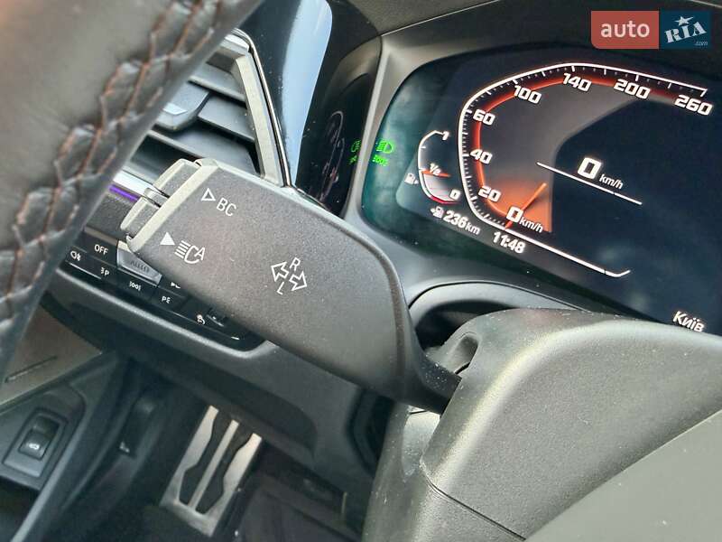 Седан BMW 3 Series 2021 в Киеве