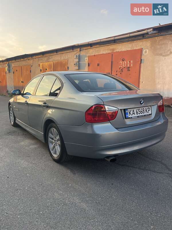 Седан BMW 3 Series 2006 в Киеве