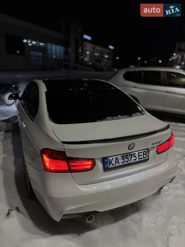 Седан BMW 3 Series 2014 в Києві