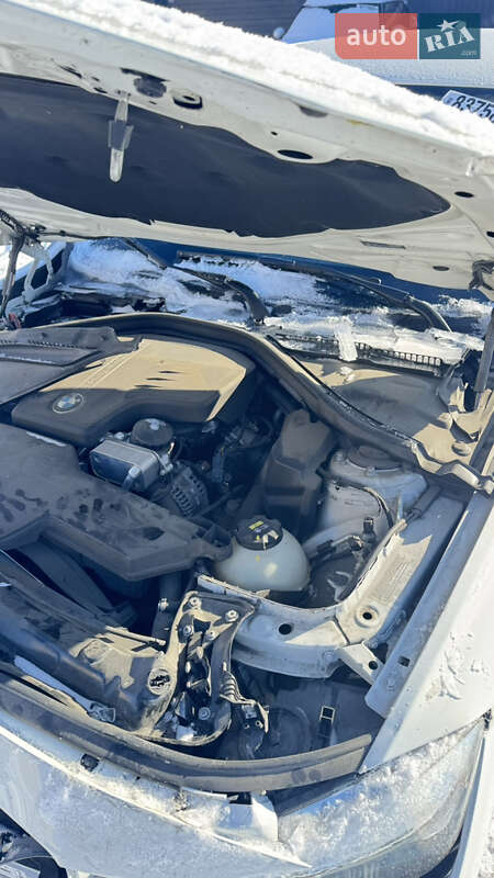 Седан BMW 3 Series 2016 в Ровно фото 17 Седан BMW 3 Series 2016 в Ровно