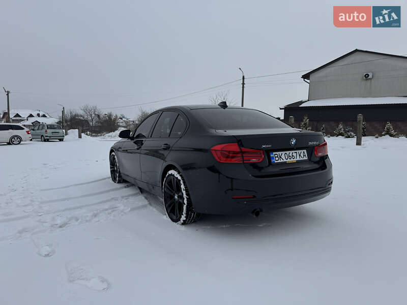 Седан BMW 3 Series 2018 в Ровно фото 10 Седан BMW 3 Series 2018 в Ровно