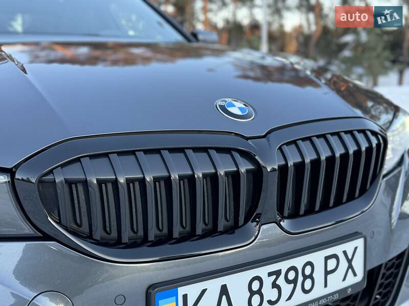 Седан BMW 3 Series 2021 в Киеве