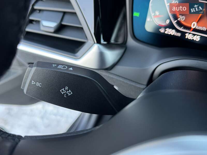 Седан BMW 3 Series 2021 в Киеве