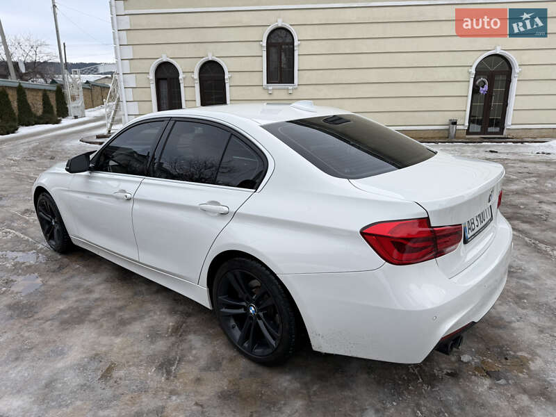 Седан BMW 3 Series 2017 в Могилев-Подольске