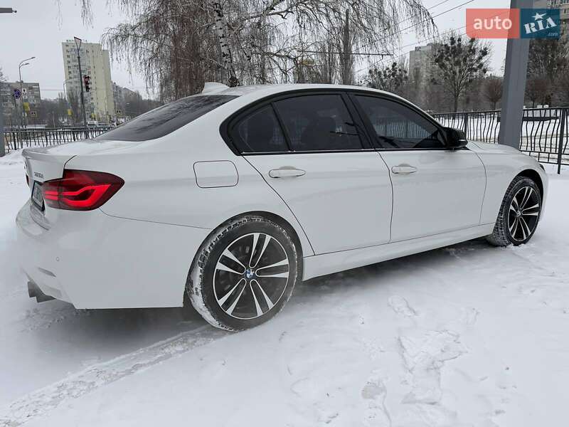 Седан BMW 3 Series 2018 в Киеве фото 5 Седан BMW 3 Series 2018 в Киеве