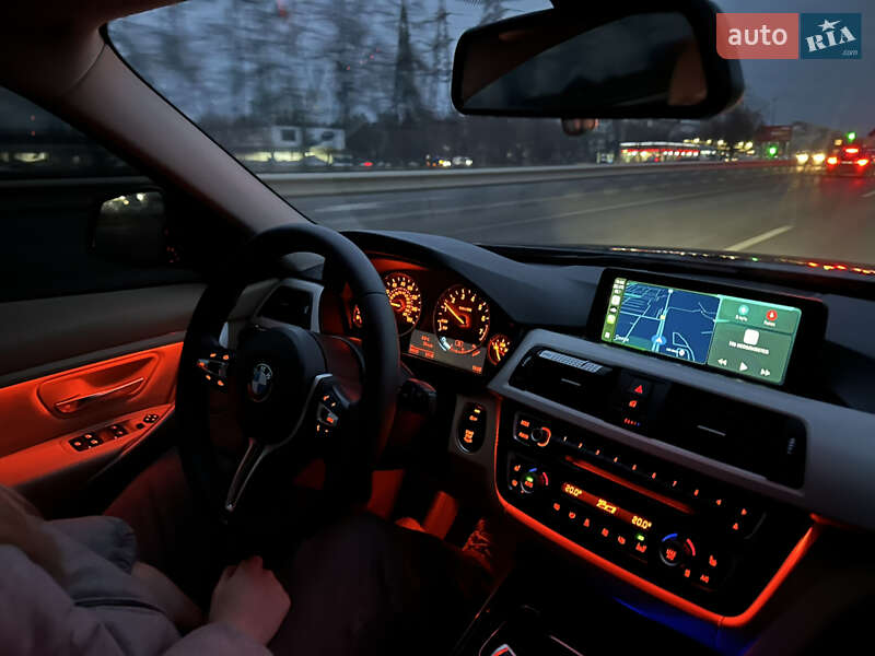 Седан BMW 3 Series 2016 в Полтаве