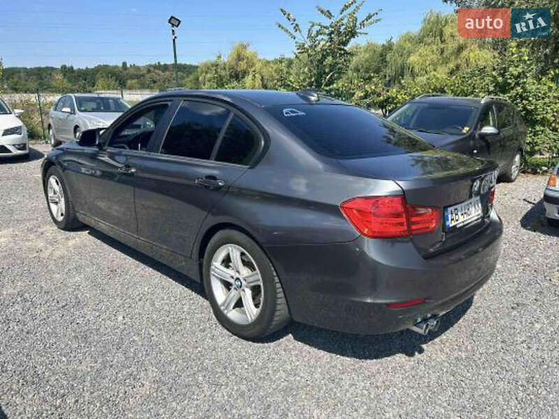 Седан BMW 3 Series 2013 в Виннице