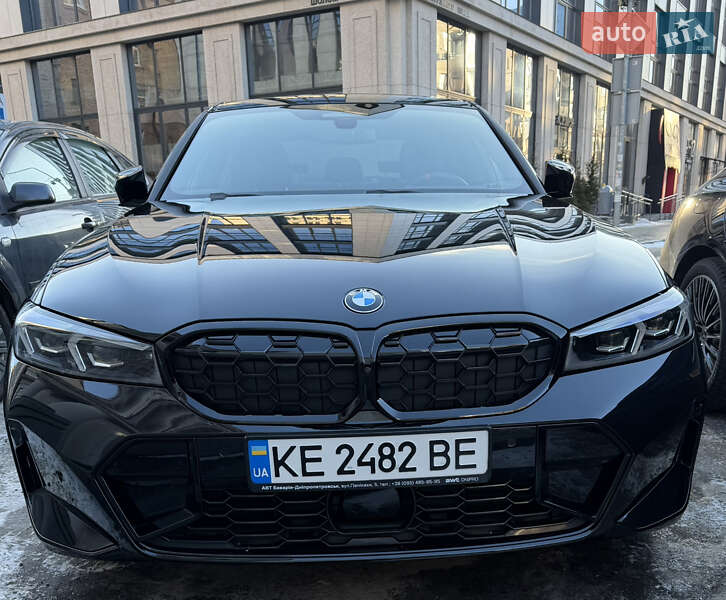 Седан BMW 3 Series 2025 в Днепре фото 12 Седан BMW 3 Series 2025 в Днепре