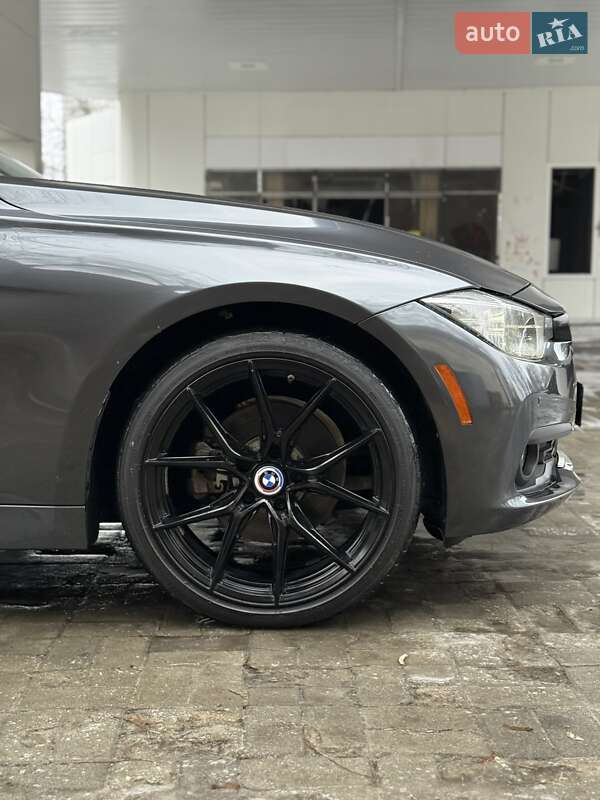 Седан BMW 3 Series 2016 в Днепре