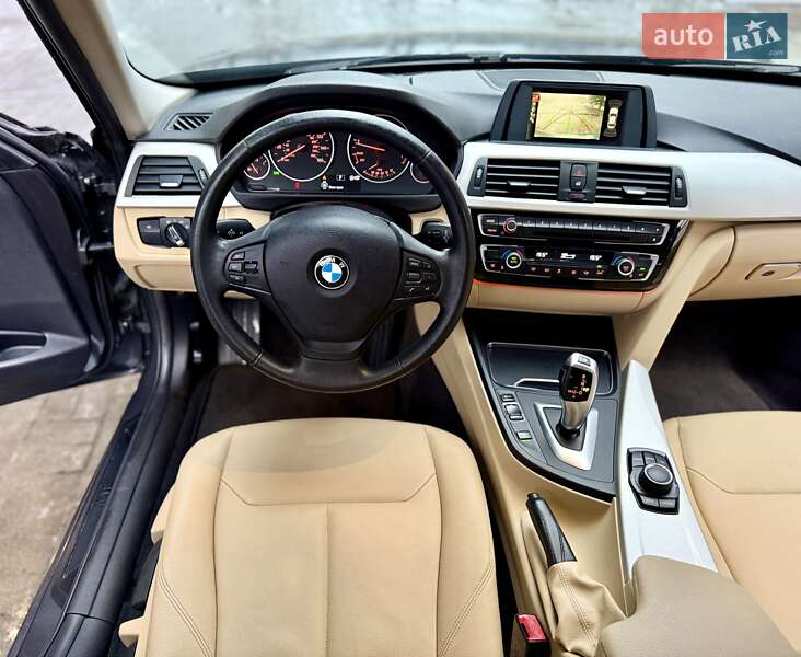 Седан BMW 3 Series 2016 в Днепре