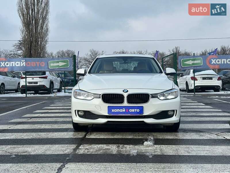 Седан BMW 3 Series 2016 в Одессе