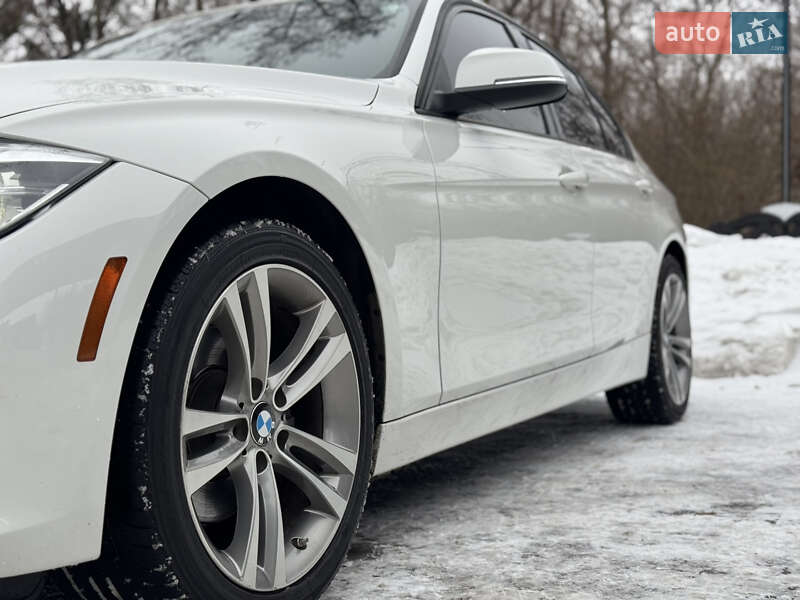 Седан BMW 3 Series 2015 в Сарнах