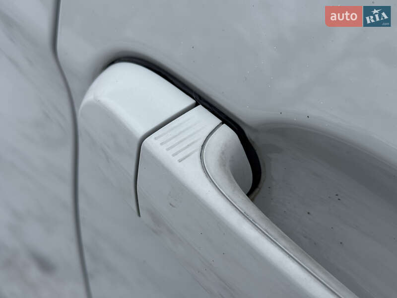 Седан BMW 3 Series 2015 в Сарнах