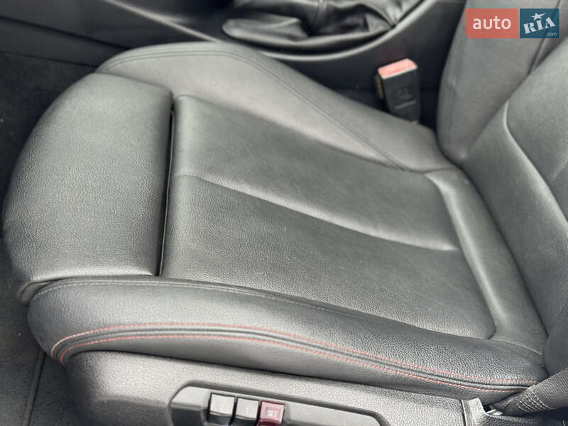 Седан BMW 3 Series 2015 в Сарнах